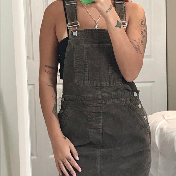 Brown corduroy overalls - Picture 2 of 3